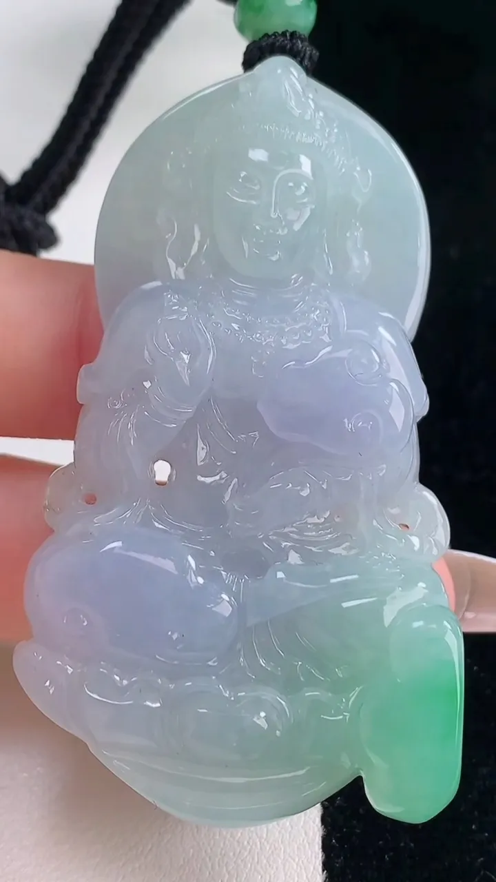 天然A货翡翠春带彩紫罗兰大势至菩萨吊坠，尺寸62.3-35.3-10.4，重量:47.58g
12月20日