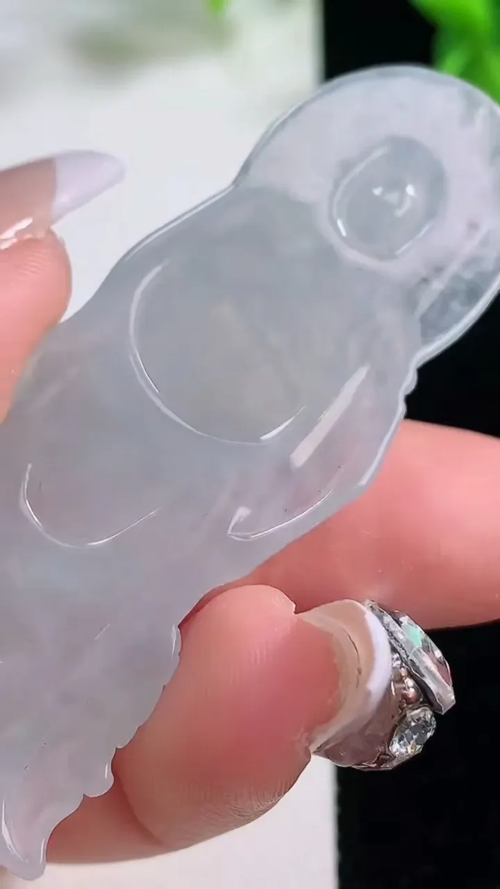 天然A货翡翠关公吊坠，尺寸57-20.3-5，重量:12.75g
12月20日