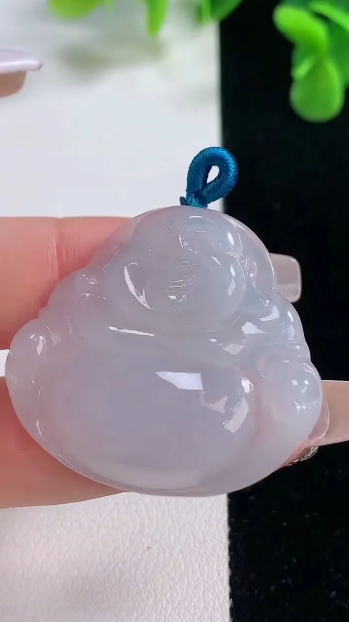 天然A货翡翠佛公吊坠，尺寸33.5-37-5.6，重量:10.53g
12月20日