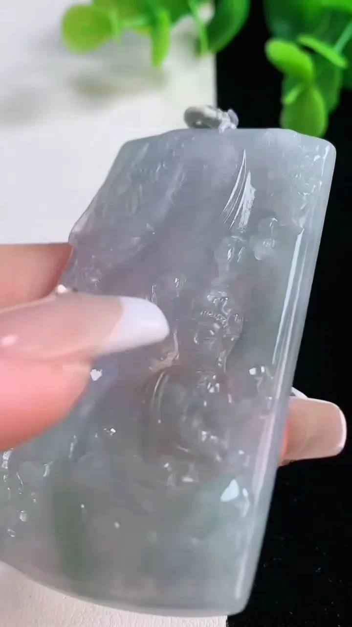 天然A货翡翠紫罗兰祥龙大势至菩萨吊坠，尺寸64-46-4.7，重量:30.75g
12月20日