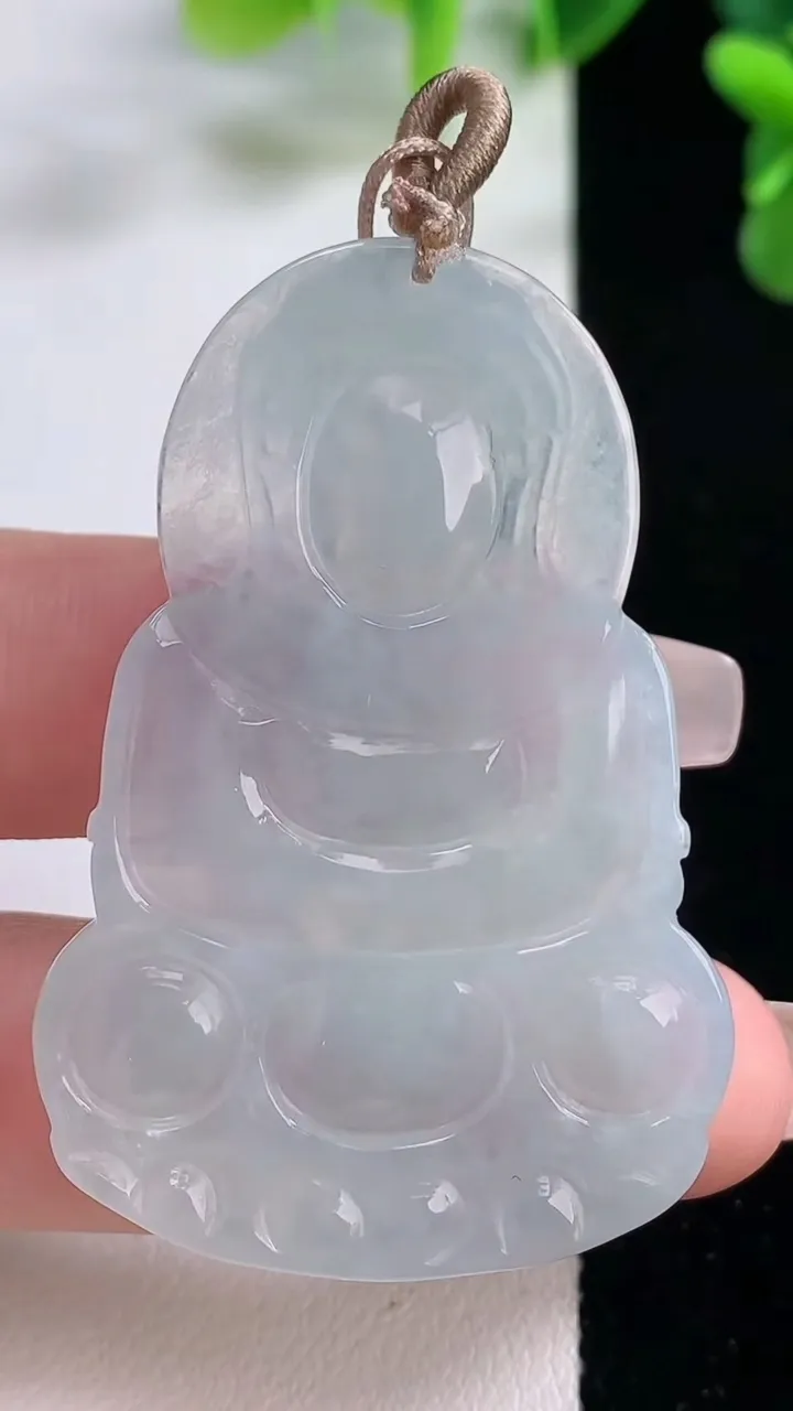 天然A货翡翠观音菩萨吊坠，尺寸50.5-34-4.8，重量:14.32g
12月20日