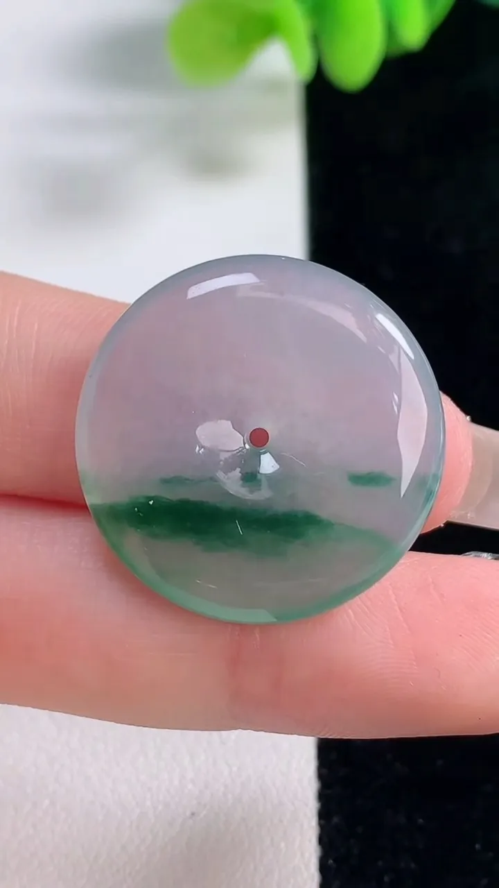 天然A货翡翠种飘花平安扣吊坠，尺寸26-5，重量:7.21g
12月20日