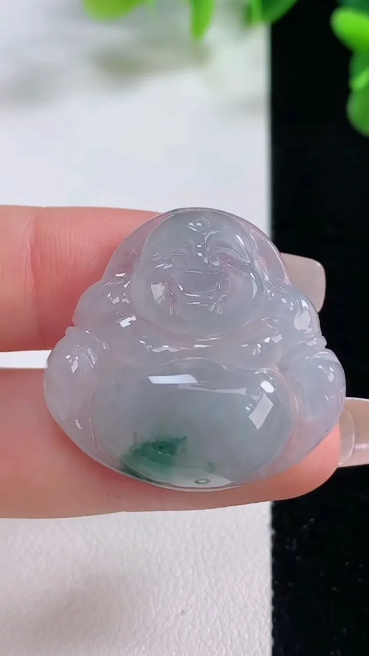 天然A货翡翠冰种飘花佛公吊坠，尺寸28.7-30-6.4，重量:8.24g
12月20日