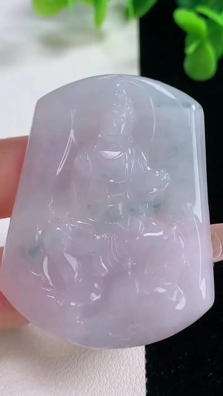 天然A货翡翠飘花普贤菩萨吊坠，尺寸52.5-41.2-5.3，重量:24.26g
12月20日