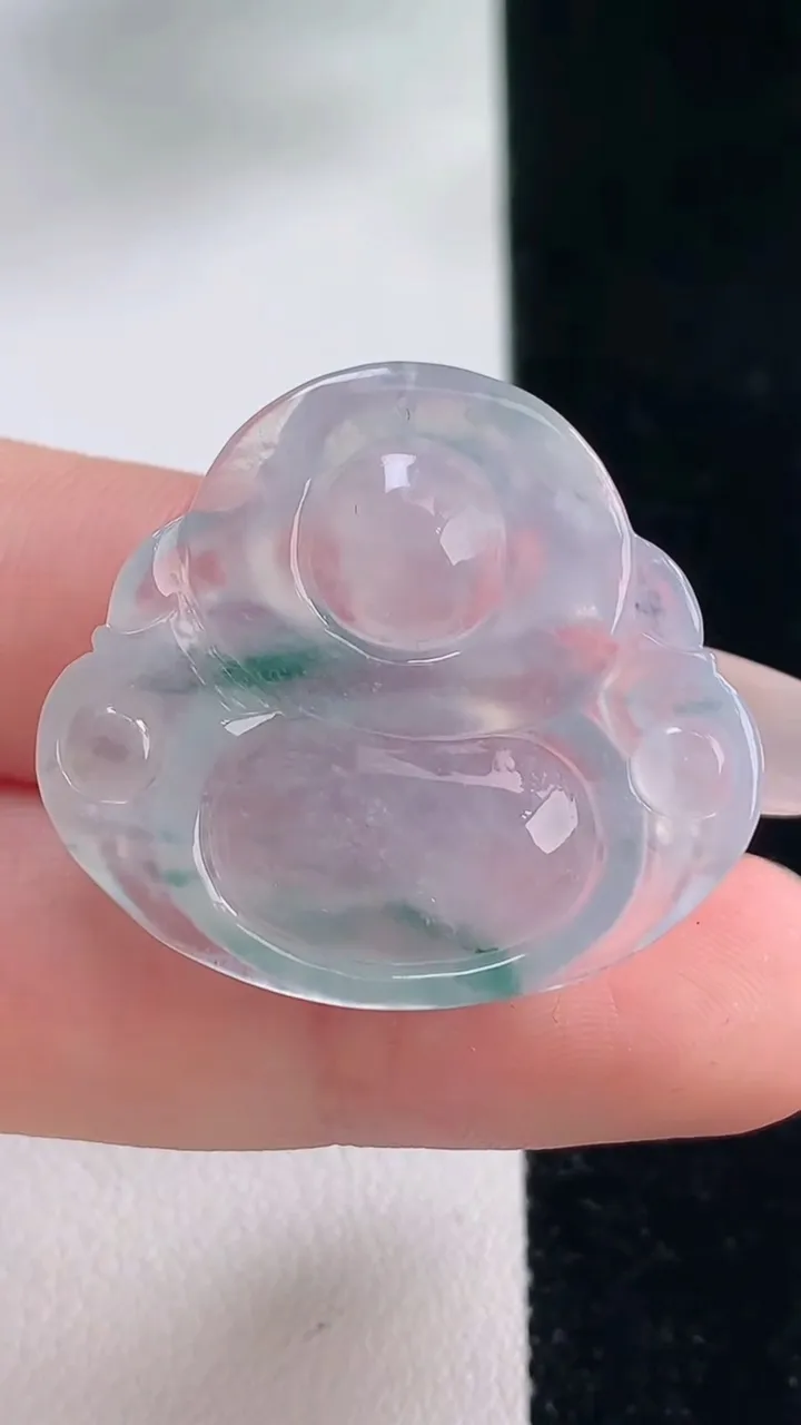 天然A货翡翠种飘花佛公吊坠，尺寸27-30.4-5.9，重量:6.87g
12月20日