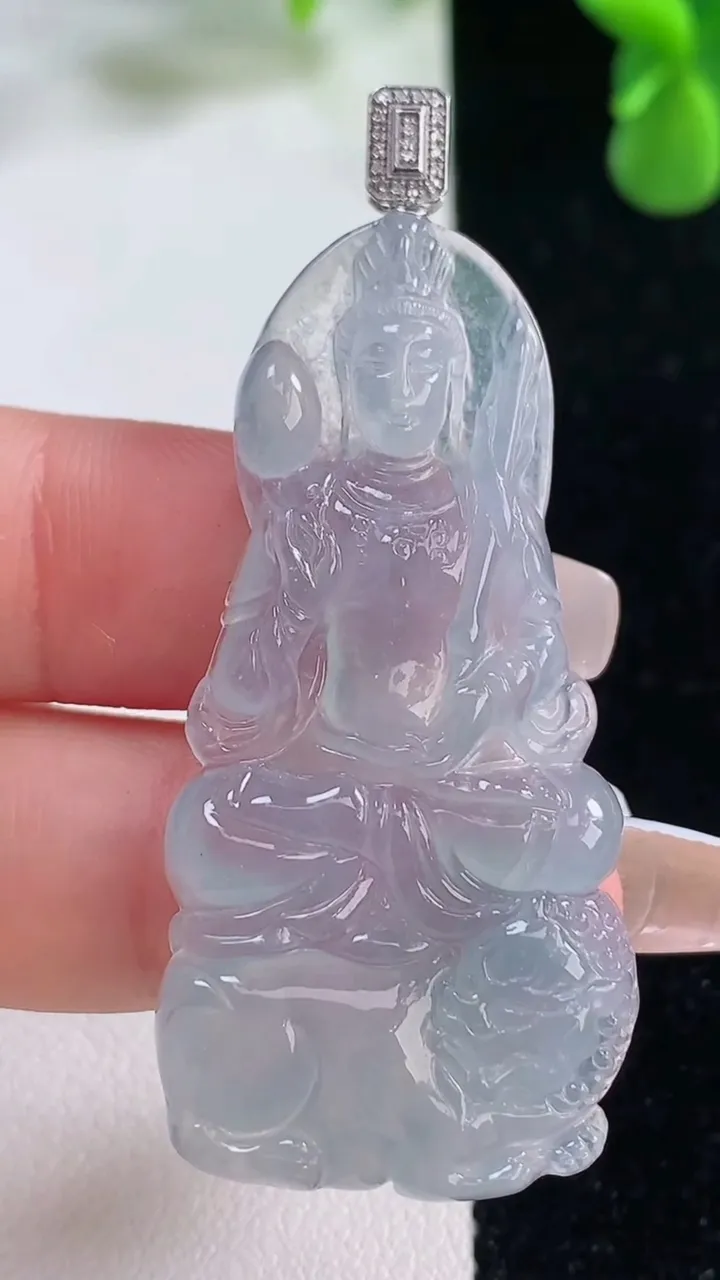 天然A货翡翠种紫罗兰文殊菩萨，尺寸48-24-4.6，重量:10.84g
12月20日