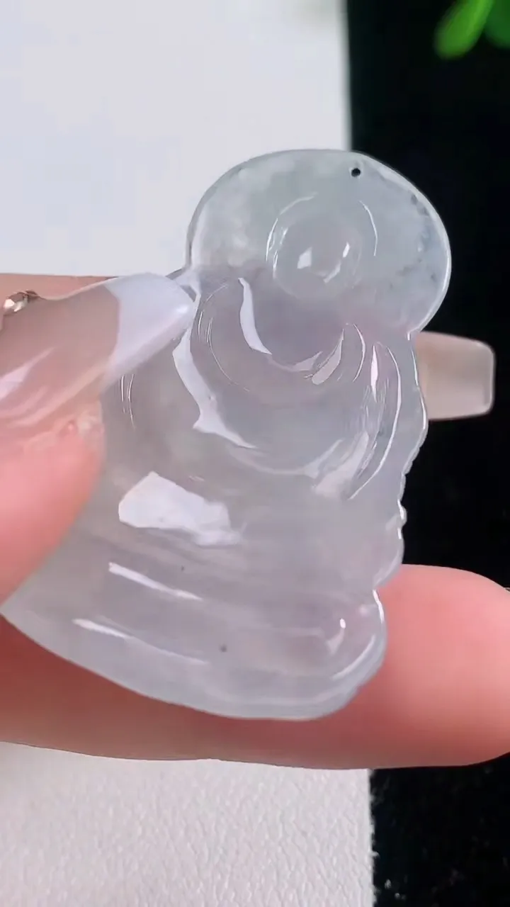 天然A货翡翠度母观音吊坠，尺寸45.3-28-5.4，重量:10.83g
12月21日