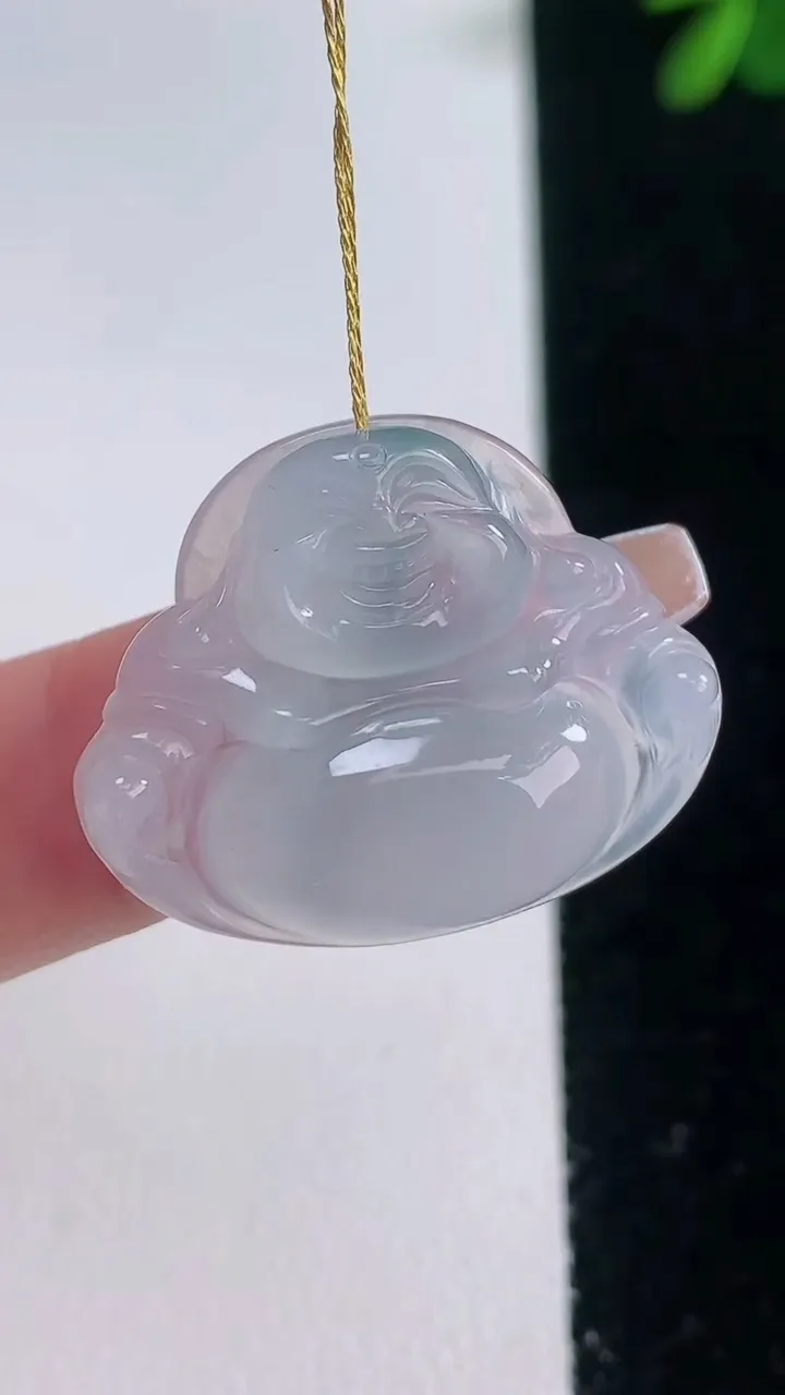 天然A货翡翠冰种飘花佛公吊坠，尺寸22.3-27.4-6，重量:5.18g
12月21日