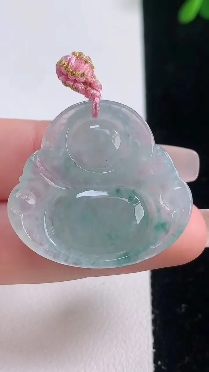 天然A货翡翠冰种飘花佛公吊坠，尺寸29-31.4-6，重量:8.26g
12月21日