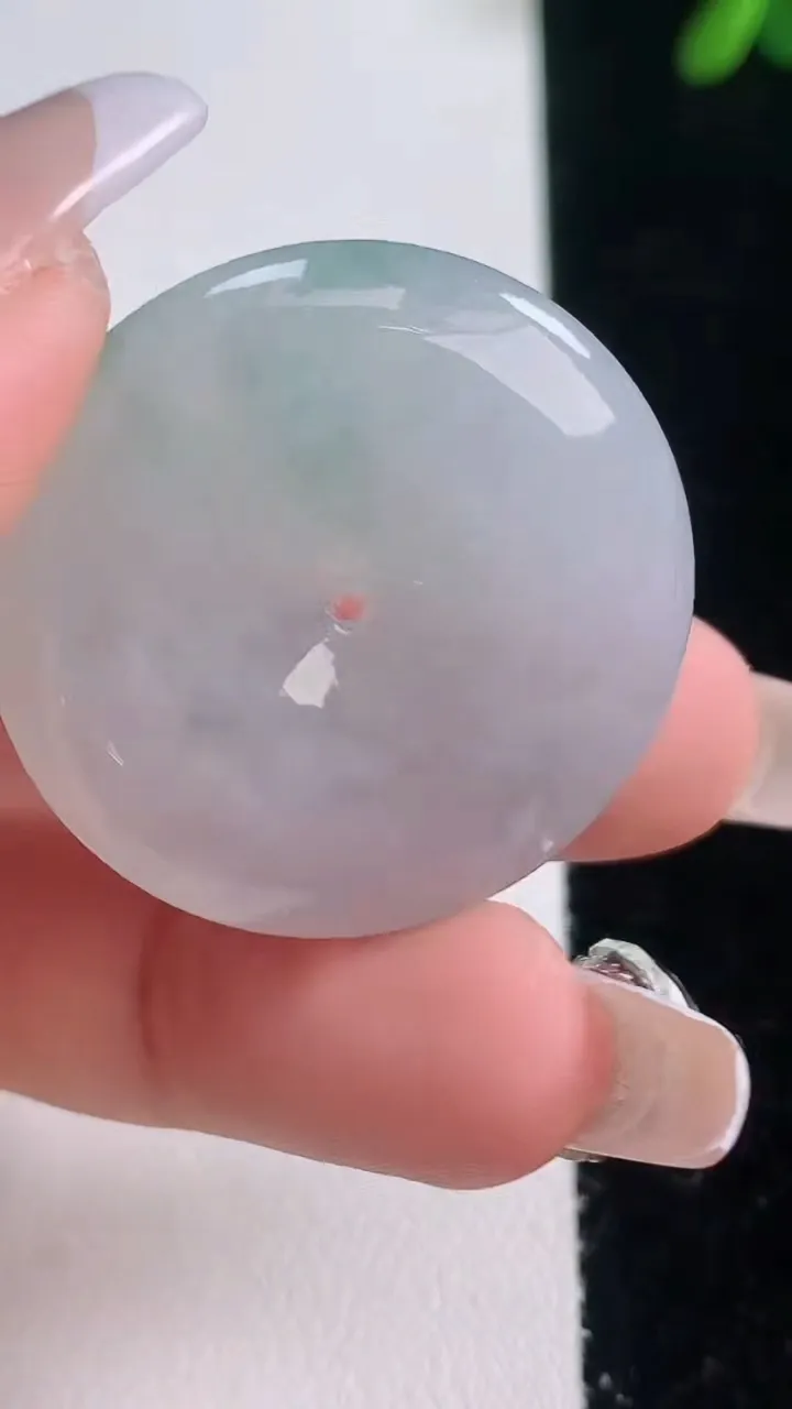 天然A货翡翠冰种飘花平安扣吊坠，尺寸31.3-5.8，重量:11.54g
12月21日