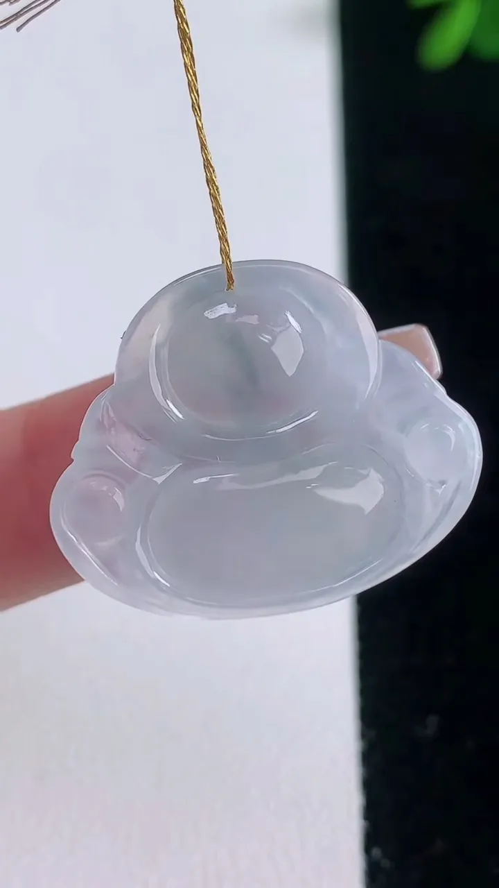 天然A货翡翠冰种飘花佛公吊坠，尺寸22.3-27.4-6，重量:5.18g
12月21日