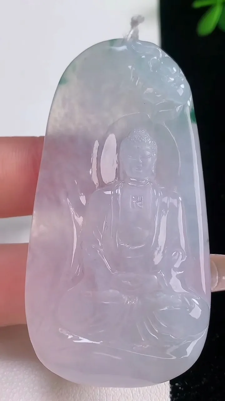 天然A货翡翠冰种飘花大日如来吊坠，尺寸64.2-34-7.3，重量:31.75g
12月21日