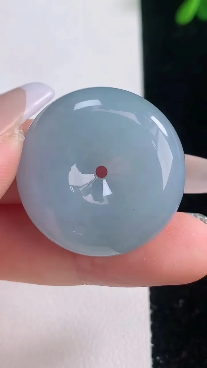 天然A货翡翠紫罗兰平安扣吊坠，尺寸28.6-10.2，重量:17.61g
12月21日