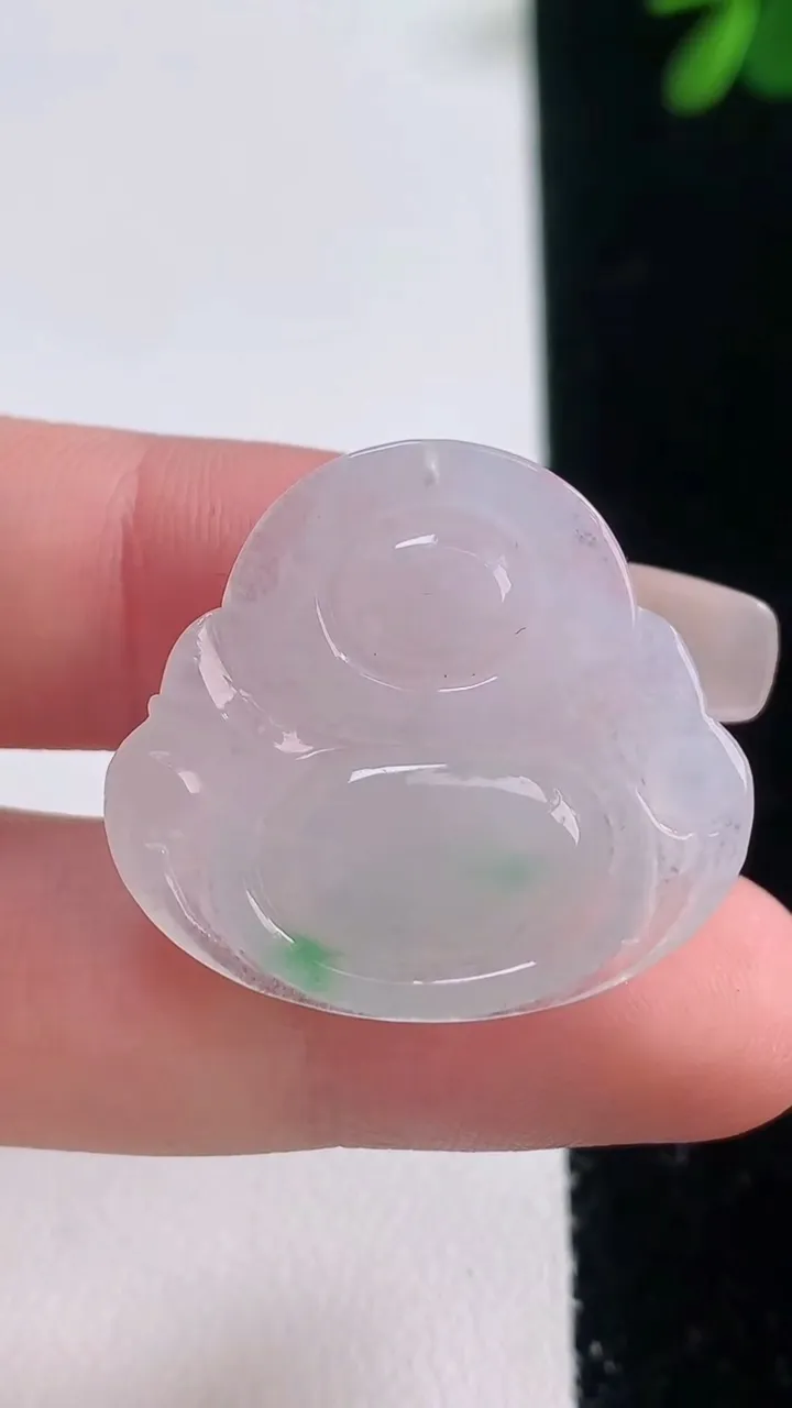 天然A货翡翠佛公吊坠，尺寸25.4-28.4-4.8，重量:5.29g
12月21日