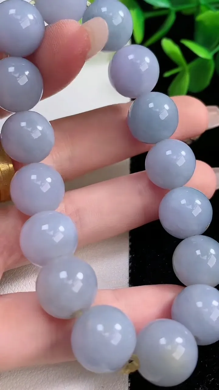 天然A货翡翠紫罗兰圆珠手串，尺寸13-16颗，重:59.46g12月21日
工厂直销收藏佳品,种好水