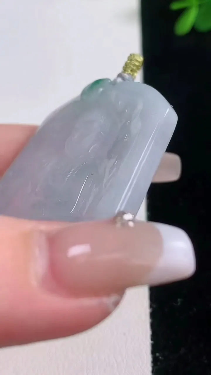 天然A货翡翠阿弥陀佛吊坠，尺寸54-44.6-5.6，重量:29.91g
12月21日