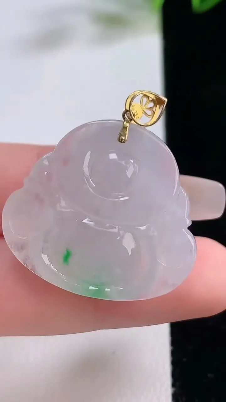 天然A货翡翠佛公吊坠，尺寸27-29.7-6.9，重量:9.00g
12月22日