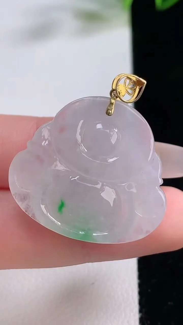 天然A货翡翠佛公吊坠，尺寸27-29.7-6.9，重量:9.00g
12月22日