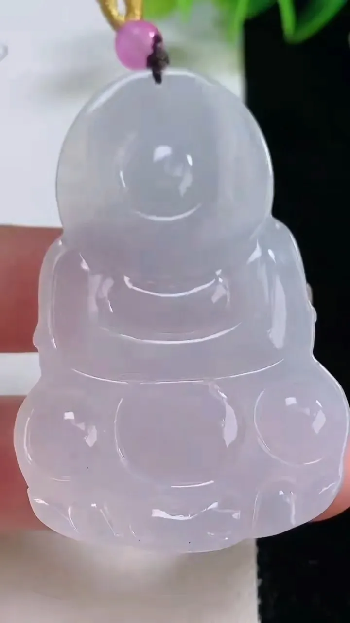 天然A货翡翠观音菩萨吊坠，尺寸57-37-5.7，重量:21.26g
12月22日