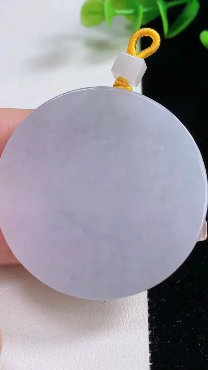 天然A货翡翠紫罗兰大势至菩萨吊坠，尺寸49.5-9.1，重量:46.90g
12月22日