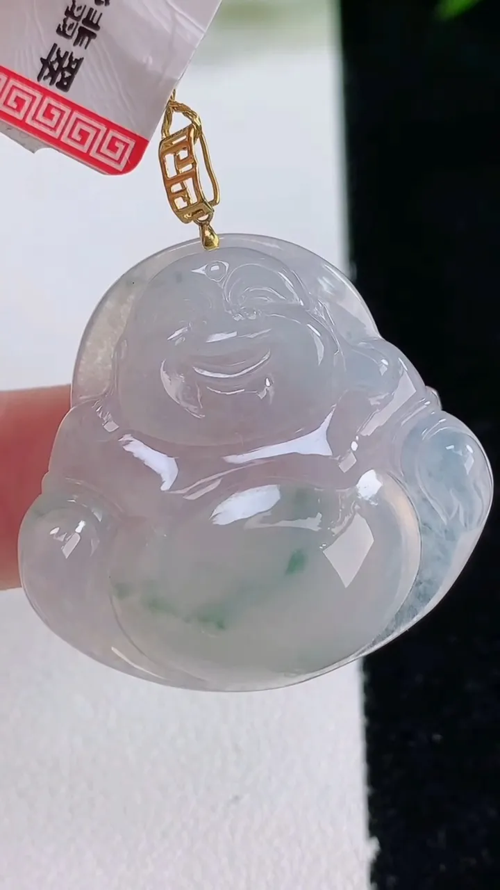 天然A货翡翠18K金飘花佛公吊坠，尺寸28.8-30.6-5.7，重量:7.89g
12月24日