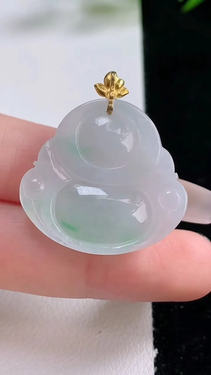 天然A货翡翠佛公吊坠，尺寸26.3-28.4-6，重量:g
12月24日