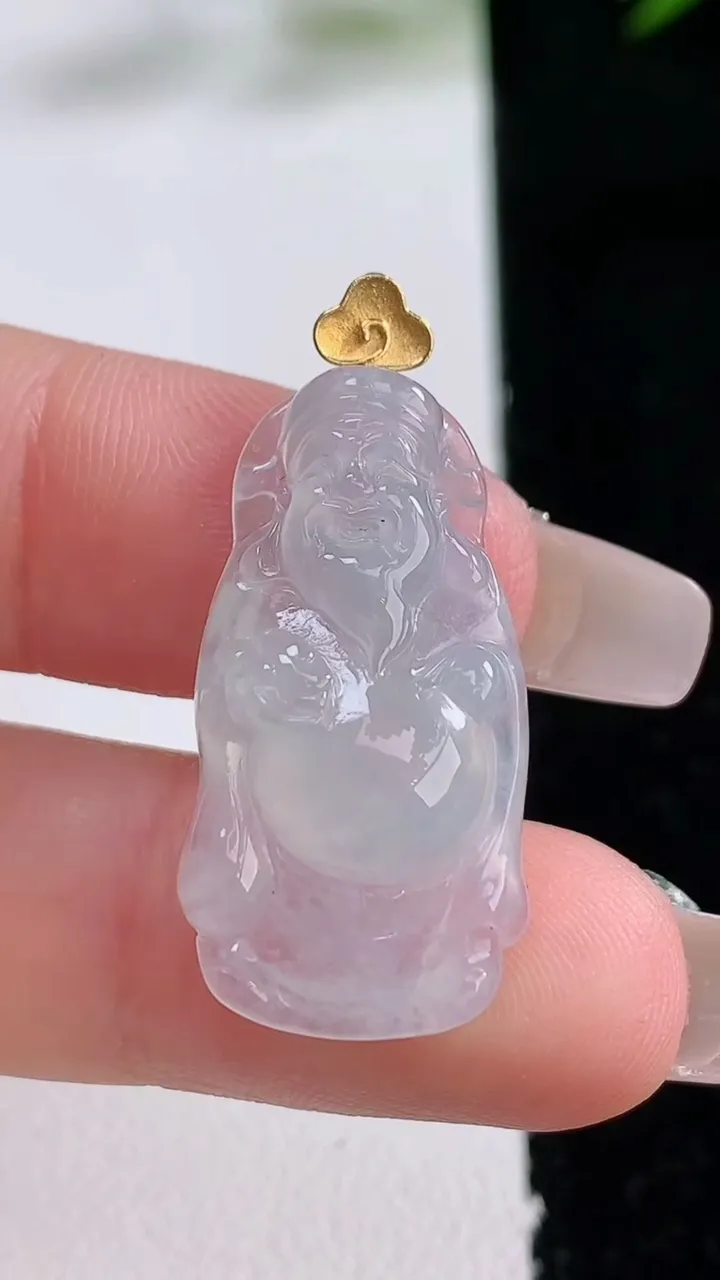 天然A货翡翠种白冰财神爷吊坠，尺寸28.3-14.2-5，重量:3.43g
12月24日