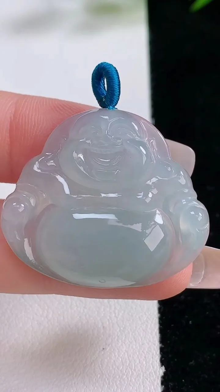 天然A货翡翠佛公吊坠，尺寸29-33.4-5，重量:7.76g
12月24日