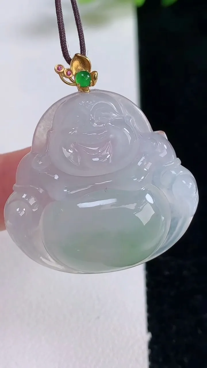 天然A货翡翠佛公吊坠，尺寸30.3-32-6.6，重量:9.59g
12月25日