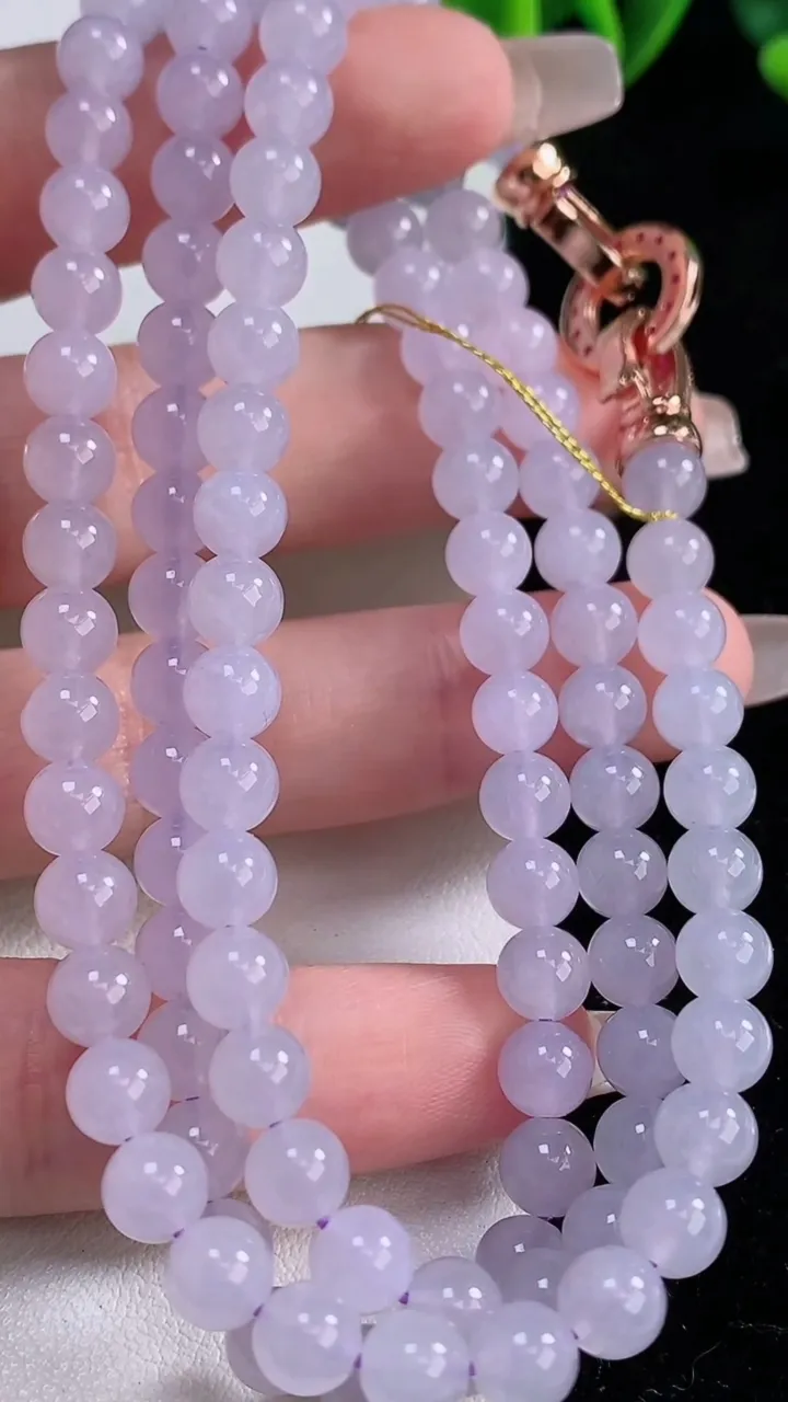 天然A货翡翠种紫罗兰圆珠项链，尺寸6-108颗，重量:42.21g
12月25日