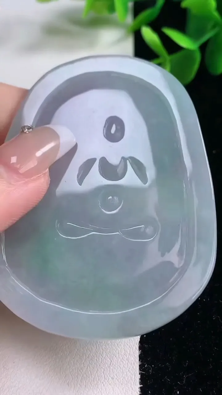 天然A货翡翠春带彩紫罗兰文殊菩萨吊坠，尺寸67.6-50.6-5.6，重量:43.08g
12月26日