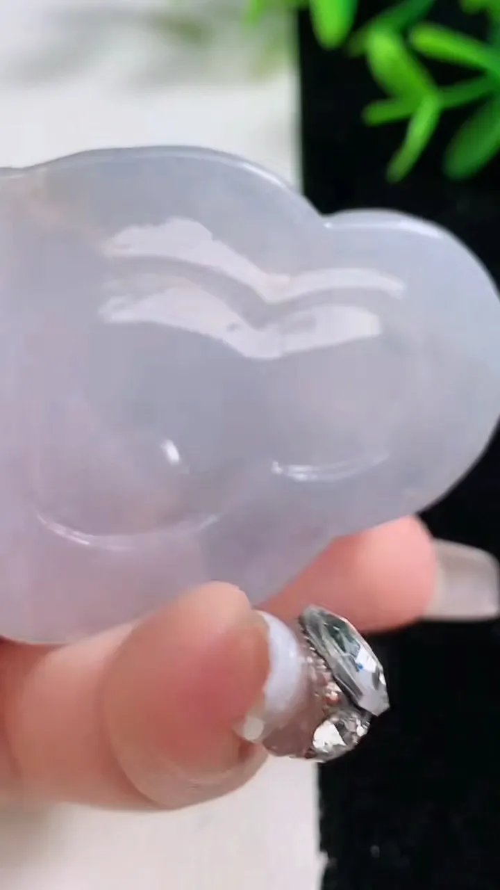 天然A货翡翠紫罗兰飘花大势至菩萨吊坠，尺寸59.2-39.5-6，重量:27.73g
12月26日