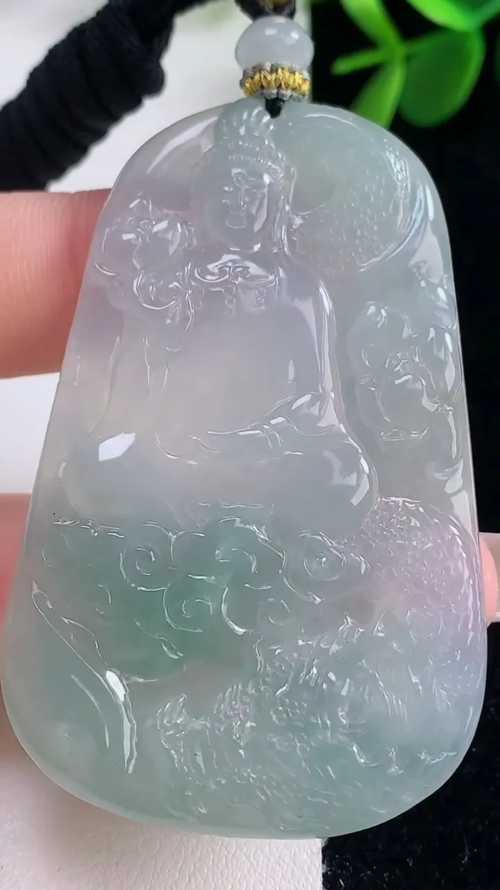 天然A货翡翠御龙大势至菩萨吊坠，尺寸608-38.3-5，重量:31.25g
12月26日