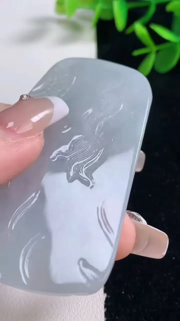 天然A货翡翠祥龙阿弥陀佛吊坠，尺寸64-43-5.4，重量:32.62g
12月27日