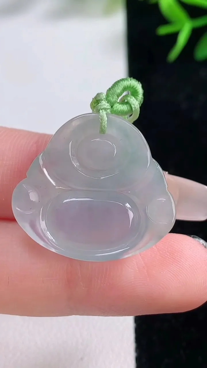 天然A货翡翠佛公吊坠，尺寸23.2-25.5-5.8，重量:5.09g
12月27日