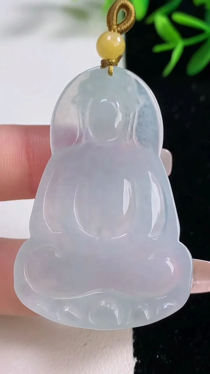 天然A货翡翠观音菩萨吊坠，尺寸51.2-34.6-5.2，重量:16.04g
12月27日