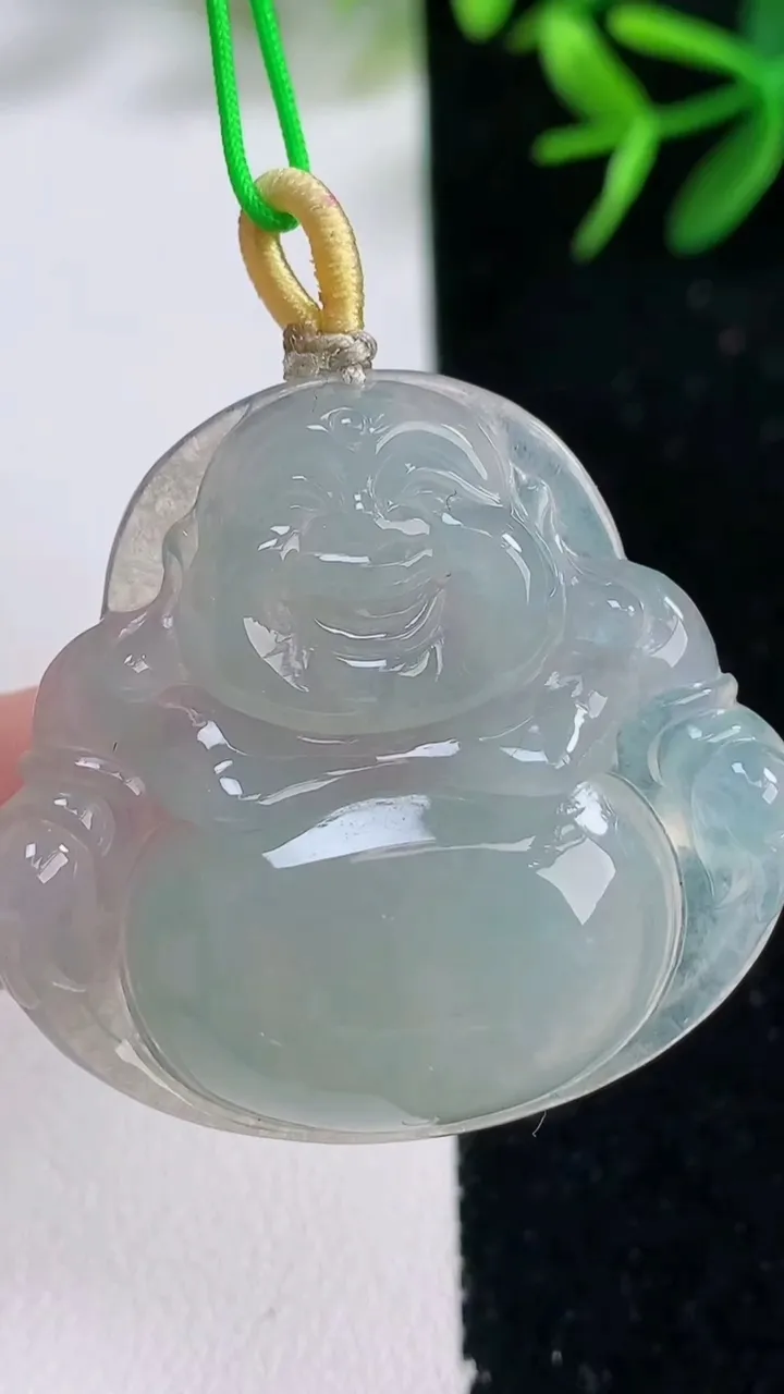 天然A货翡翠佛公吊坠，尺寸35-37.3-6.6，重量:13.26g
12月27日