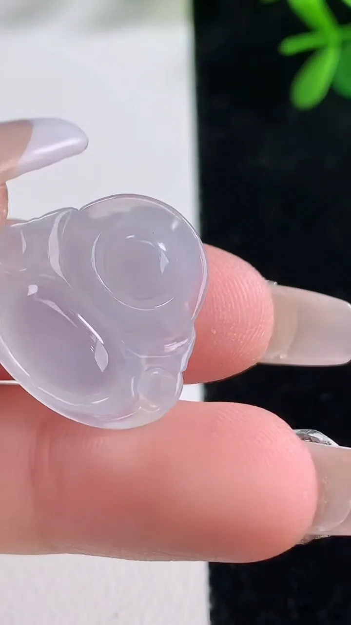 天然A货翡翠佛公吊坠，尺寸20.5-21.7-5.2，重量:3.35g
12月27日