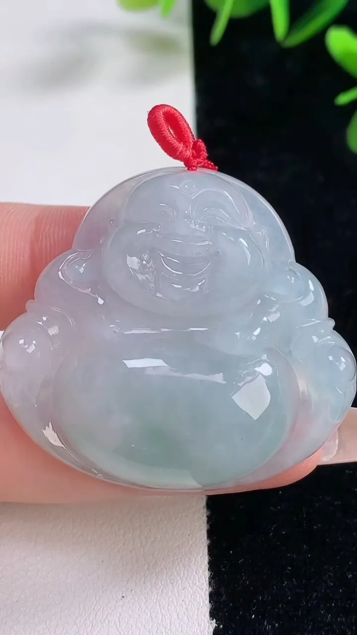 天然A货翡翠佛公吊坠，尺寸39-42.4-8.7，重量:21.22g
12月27日