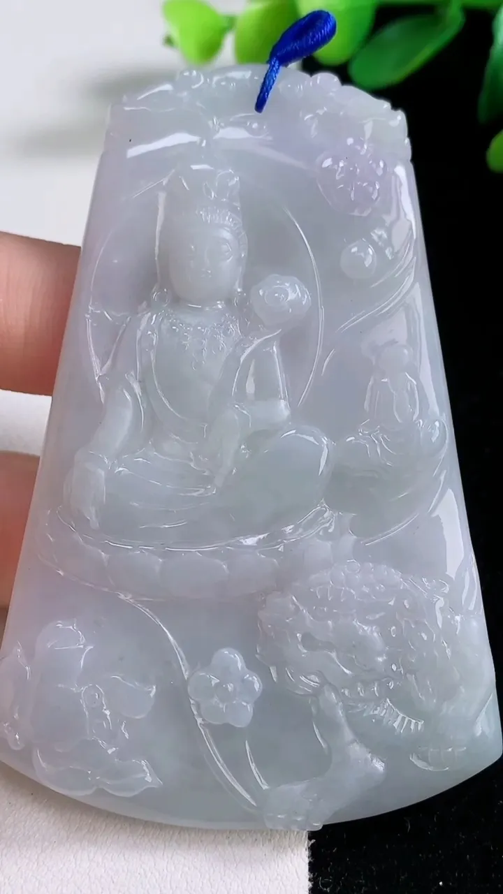 天然A货翡翠紫罗兰文殊菩萨吊坠，尺寸74.3-48.3-5.5，重量:43.86g
12月28日