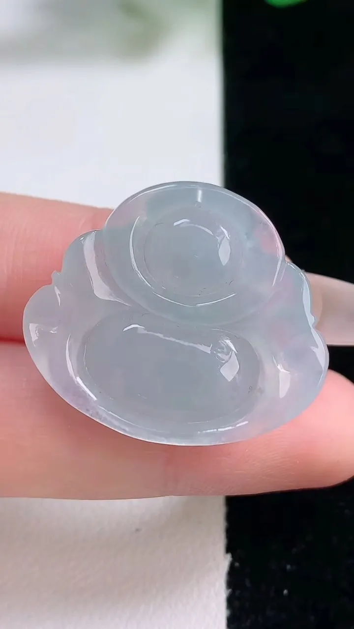 天然A货翡翠佛公吊坠，尺寸25-29.5-7.6，重量:8.21g
12月28日