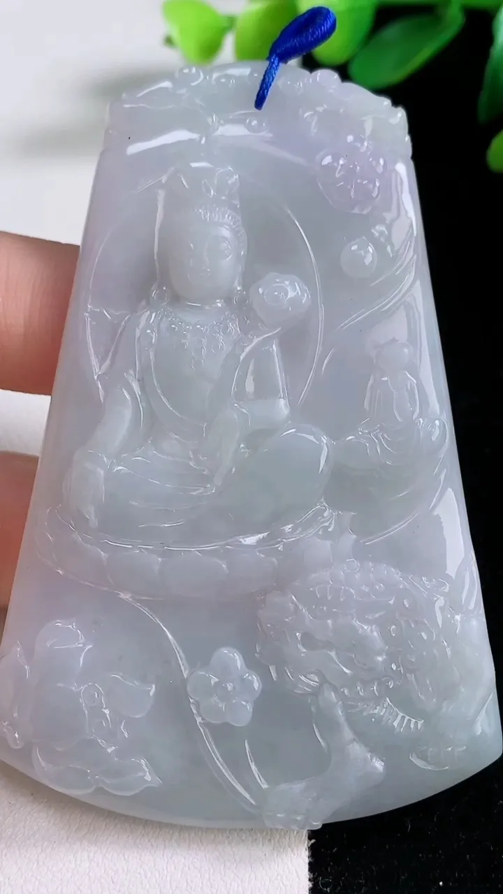 天然A货翡翠紫罗兰文殊菩萨吊坠，尺寸74.3-48.3-5.5，重量:43.86g
12月28日