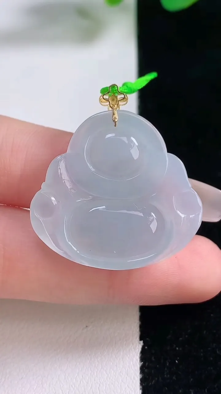 天然A货翡翠佛公吊坠，尺寸27.4-29.6-6，重量:7.28g
12月28日