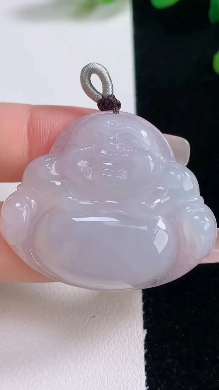 天然A货翡翠佛公吊坠，尺寸33.6-40.3-5.7，重量:11.71g
12月29日