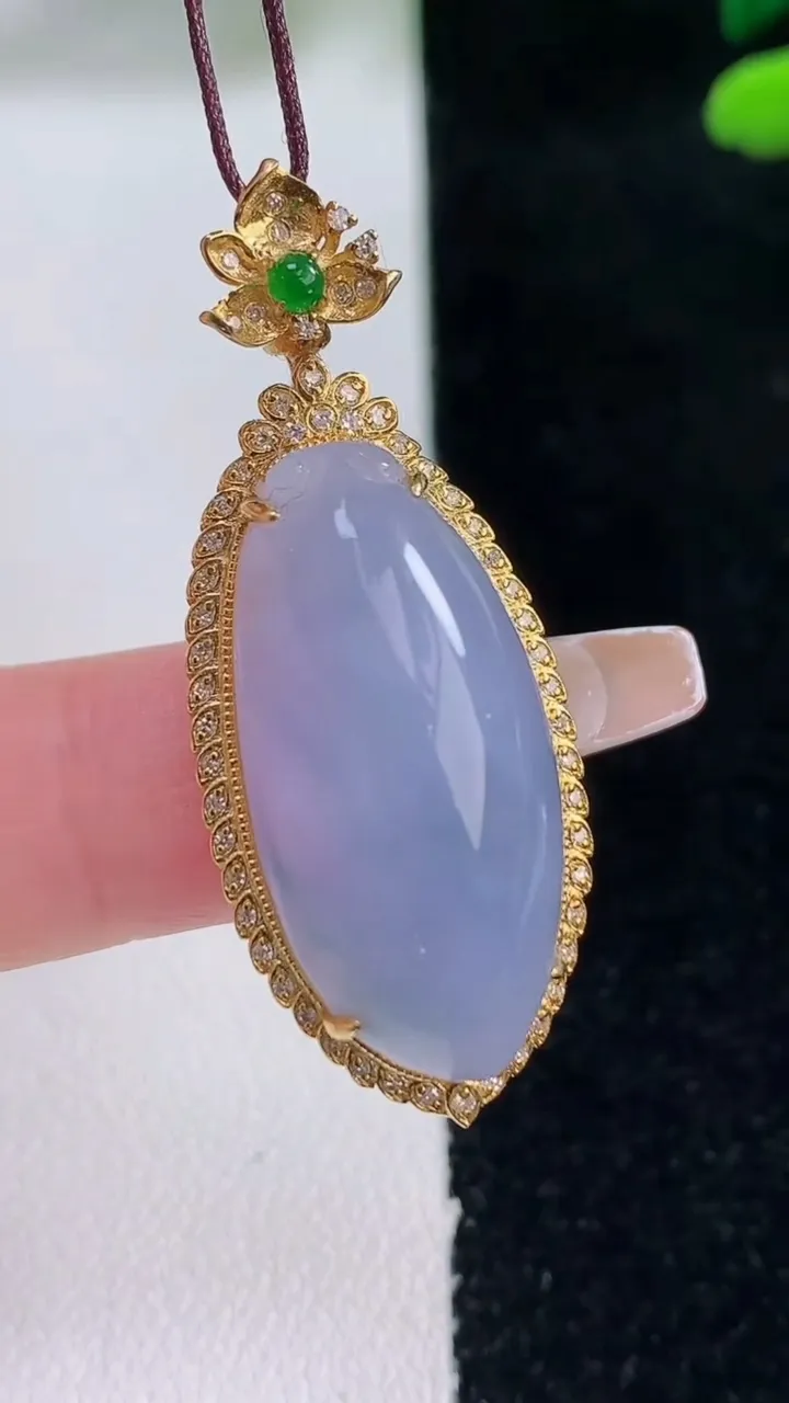 天然A货翡翠18K金紫罗兰福瓜吊坠，尺寸41.3-16.2-10.5，裸石27-13重量:7.08g