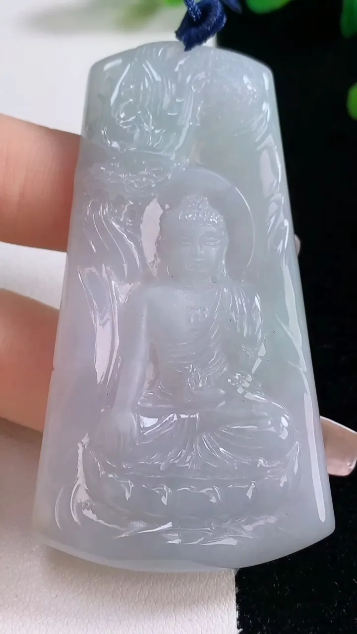 天然A货翡翠祥龙阿弥陀佛，尺寸66.4-36.7-5.4，重量:27.59g
12月29日