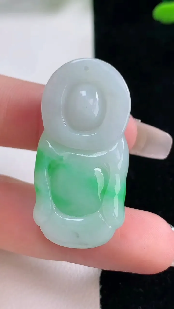 天然A货翡翠财神爷吊坠，尺寸39.5-19.4-9.1，重量:12.71g
12月29日