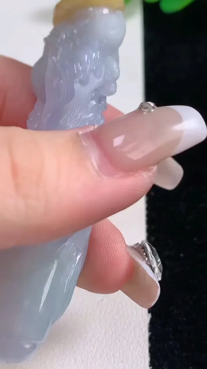 天然A货翡翠紫罗兰降魔杵吊坠，尺寸77.2-23.3-13.8，重量:43.31g
12月29日