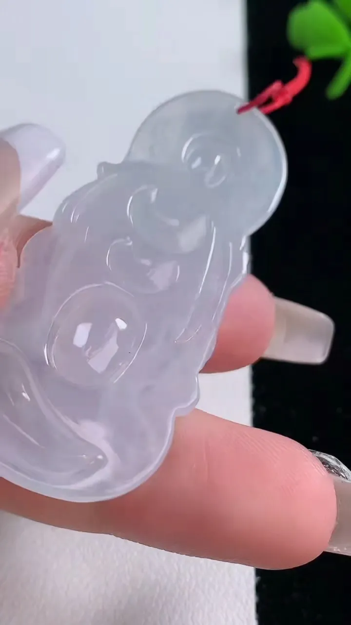 天然A货翡翠普贤菩萨吊坠，尺寸51.7-24-4.9，重量:11.44g
12月30日