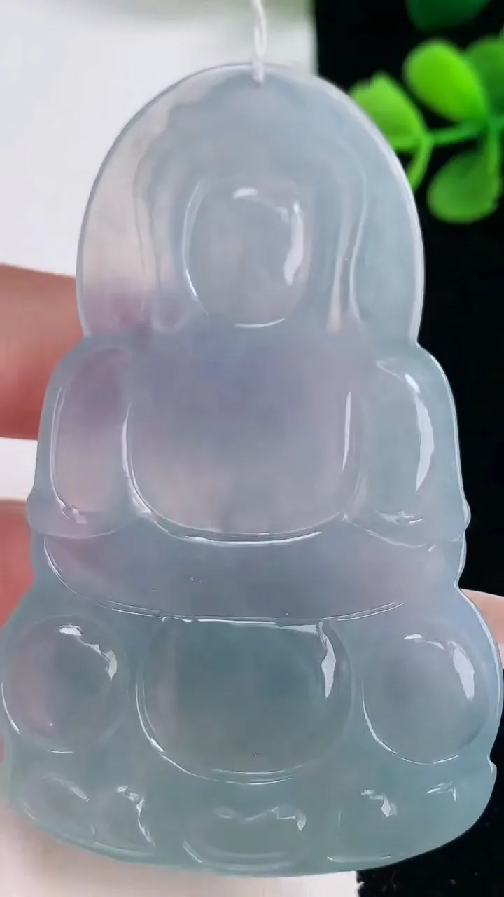 天然A货翡翠紫罗兰观音菩萨吊坠，尺寸71.5-43.8-5.8，重量:33.91g
12月30日